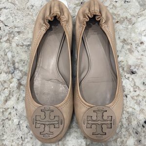 Nude Tory Burch Flats